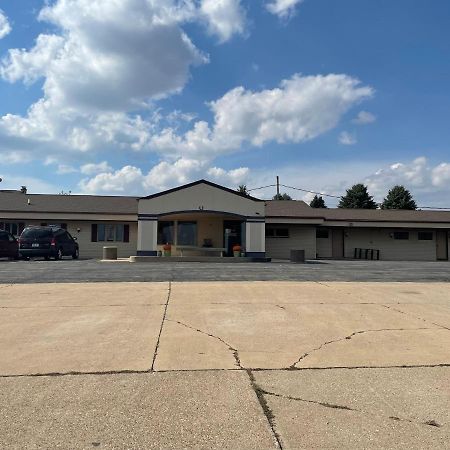Amerivu Inn Harvest Estates New Hampton 외부 사진