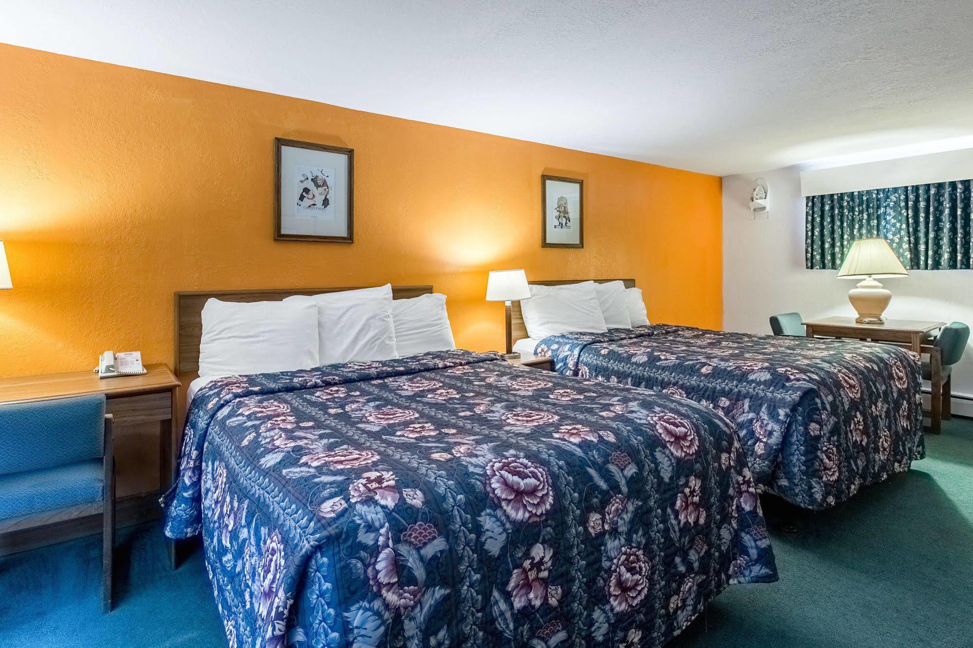 Amerivu Inn Harvest Estates New Hampton 외부 사진